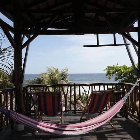 Mano A Mano Eco Hostal Las Penitas Bagian luar foto