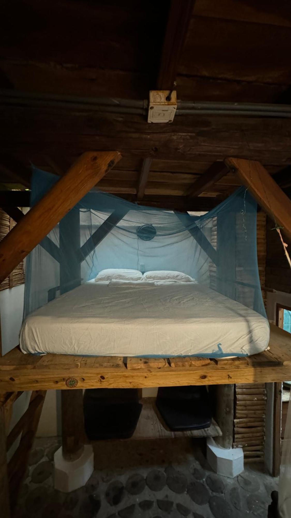 Mano A Mano Eco Hostal Las Penitas Bagian luar foto
